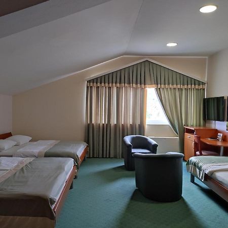 Hotel Bacchus Livno Exterior photo